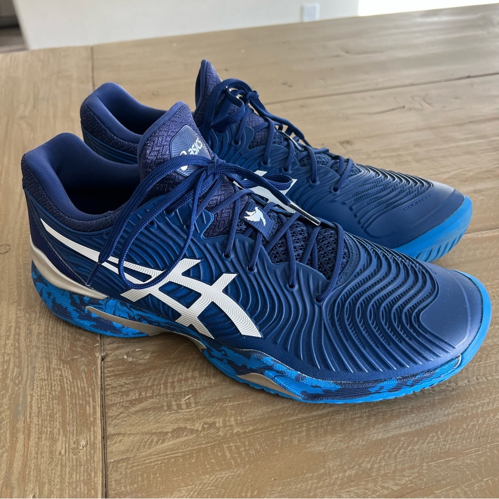 Men’s Tennis Shoes